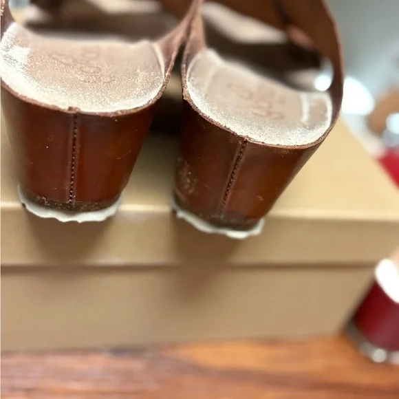 Yokono Women's Red and Brown Sandal Bundle - Picture 10 of 10